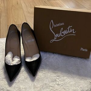 Christian Louboutin So Kate 120